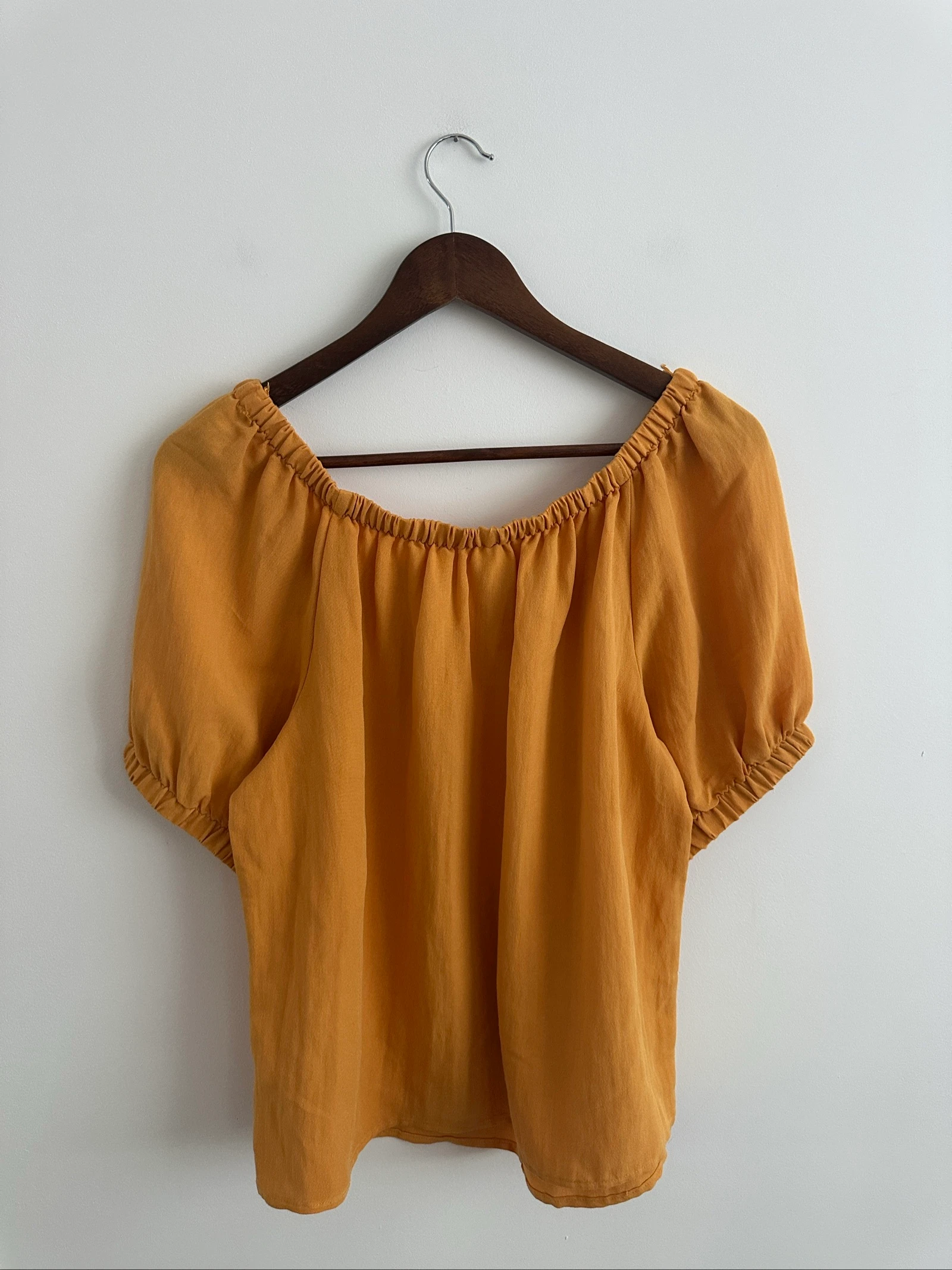 Mosterdkleurige blouse van linnen en viscose - Laura Torelli maat S – photo 4